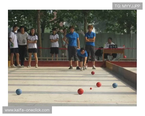 深入探讨凯发体育滚球的战术秘诀，提升你的游戏胜率与乐趣